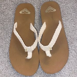 Roxy flip flops